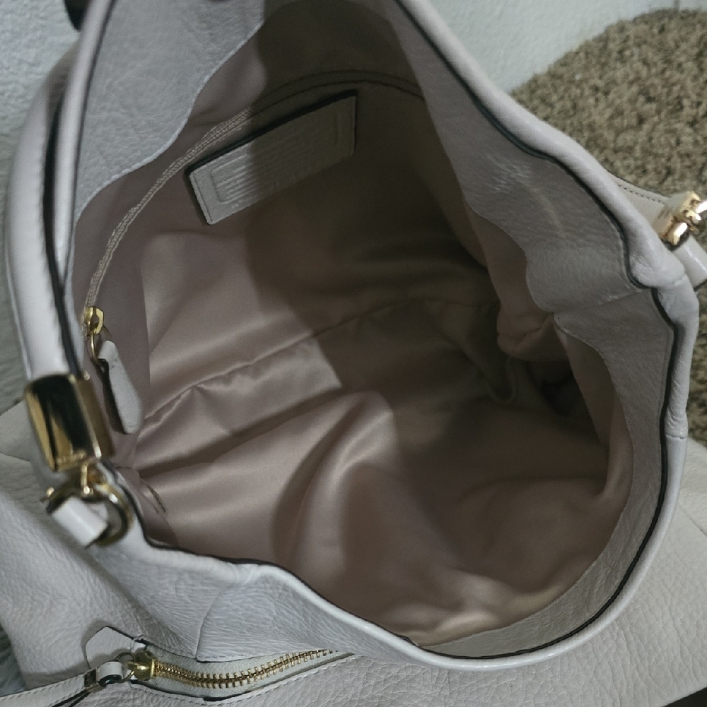 Coach 2013 White & Gold Hardware Hobo Leather Medium Tote (EUC)(LIKE NEW)✨️🤍✨️ - Picture 10 of 14